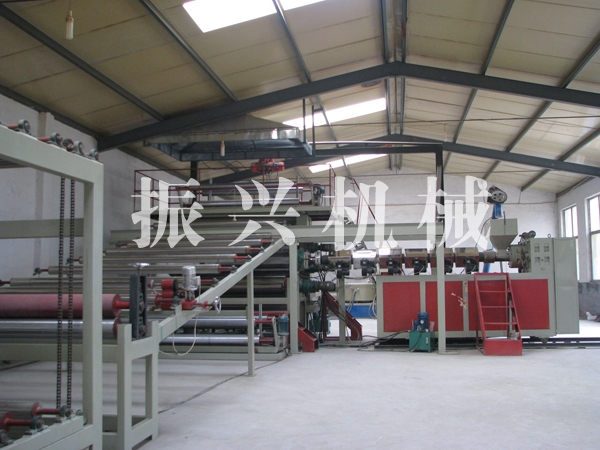 PVC/EVA/CPE/TPO增強(qiáng)加筋綜合防水卷材生產(chǎn)線(xiàn)